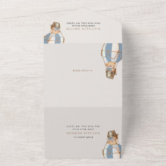 Teddybeer, blauwe heteluchtballon, eerste verjaard all in one uitnodiging (Buitenkant)