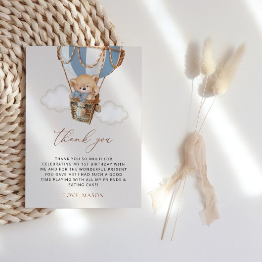 Teddybeer, blauwe heteluchtballon, eerste verjaard bedankkaart