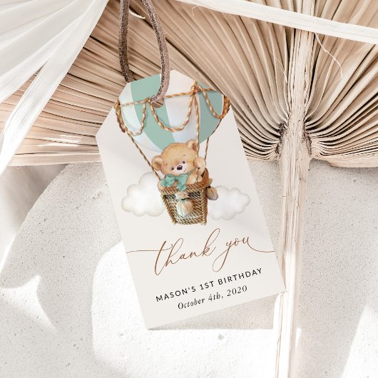 Teddybeer, groene heteluchtballon, eerste verjaard cadeaulabel