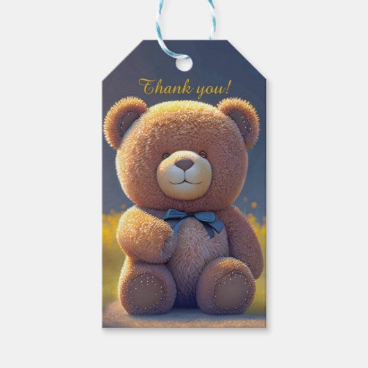Teddybeer in een weide, schattig op maat cadeaulabel (Voorkant)