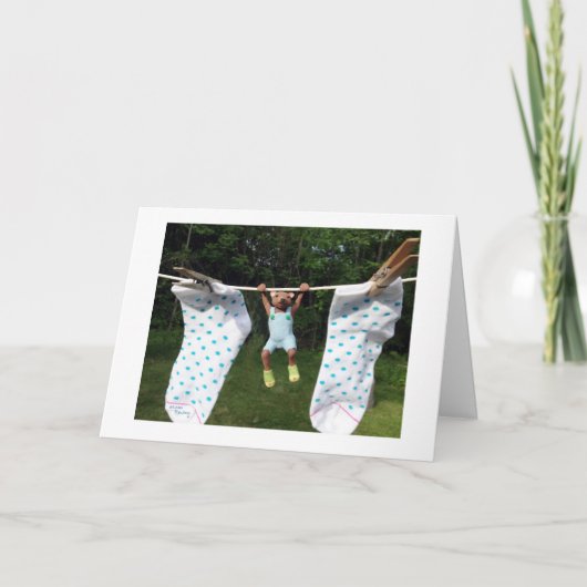 Teddybeer in Sokken op een kledinglijn Kaart (Voorkant)