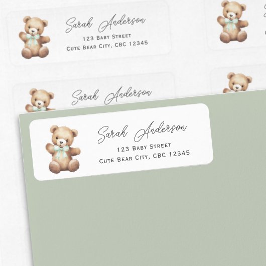 Teddybeer met Sage Green Ribbon Shower Etiket