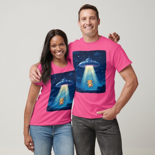 Teddybeer ontvoerd door UFO voor intergalactische  T-shirt (Unisex)