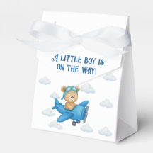 Teddybeer op het Baby shower van het vliegtuig gun