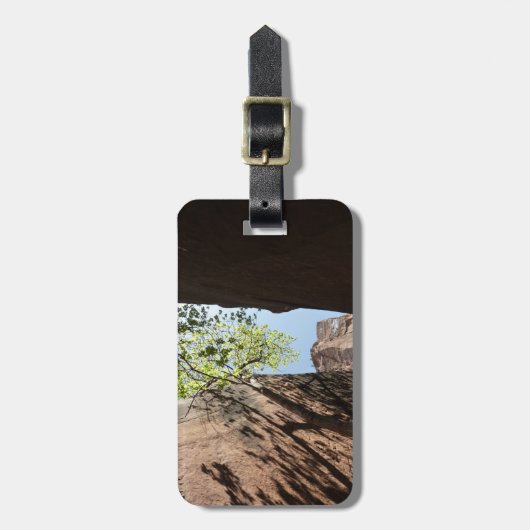 Teelt tussen rotsen in het natuurpark Zion Bagagelabel (Voorkant verticaal)