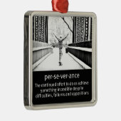 Teen Boy Riding Longboard Metalen Ornament (Rechts)