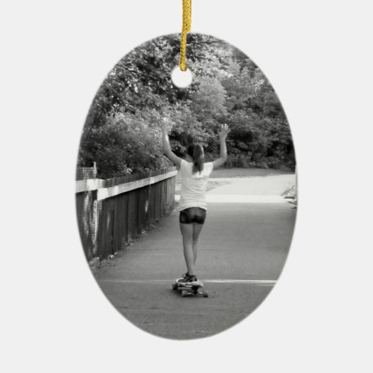Teen Girl Longboarder Keramisch Ornament (Voorkant)