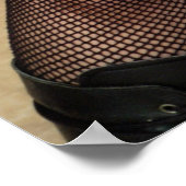 Teenager die een cd vasthoudt poster (Hoek)