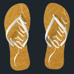 Teenslippers goudpels voor aangepaste bruiloft<br><div class="desc">Elegant wit "bruid" over een dunne gouden achtergrond. U kunt het afbeelding ook verwijderen en uw eigen achtergrondkleur toevoegen. Klik op "Aanpassen" en gebruik de stalen rechts om de achtergrondkleur te wijzigen. Het eyedropperhulpmiddel geeft u zelfs nog meer monsters, en de "geavanceerde"verbinding opent het volledige spectrum. U kunt een hexuitdraaiwaarde...</div>