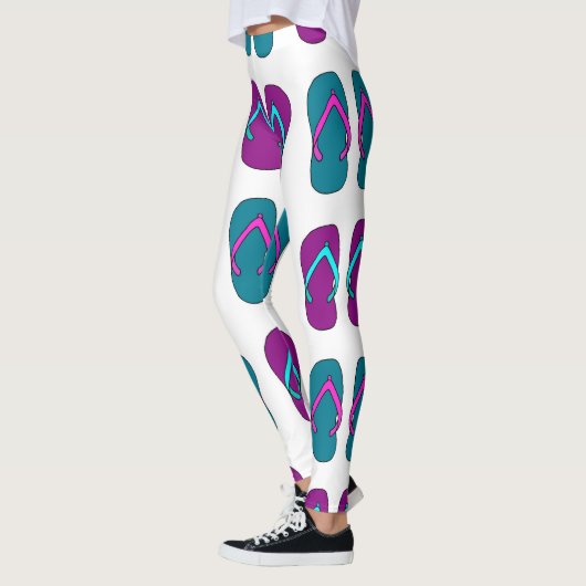 Teenslippers: Helder Wit . Leggings (Links)
