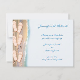 Teenslippers op het strand Save the Date Kaart