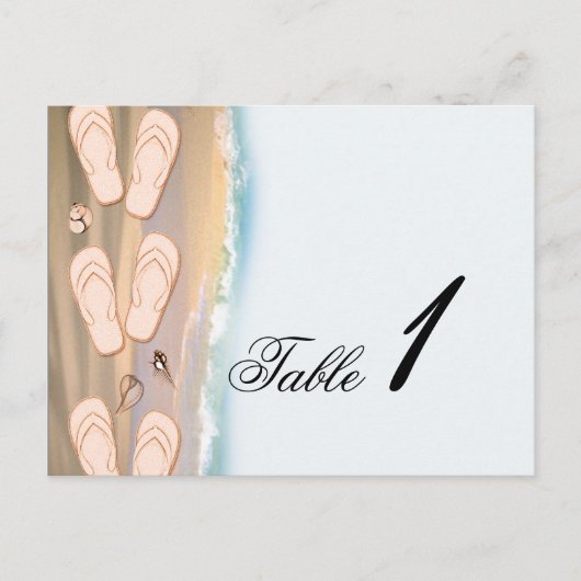 Teenslippers op het strand trouwtafel nummer briefkaart (Voorkant)