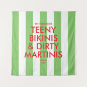 Teeny Bikinis & Dirty Martinis Beach Club Streepde Wandkleed (Voorkant)