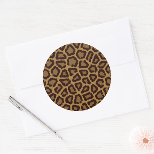 Tegelachtergrond met luipaard ronde sticker (Envelop)