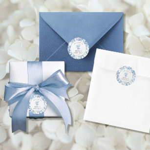 Tegelblauw en wit Elegant Bloemen Vrijgezellenfees Ronde Sticker