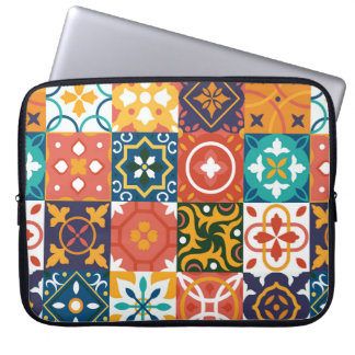  tegels  achtergrond. Traditioneel gedicht Laptop Sleeve
