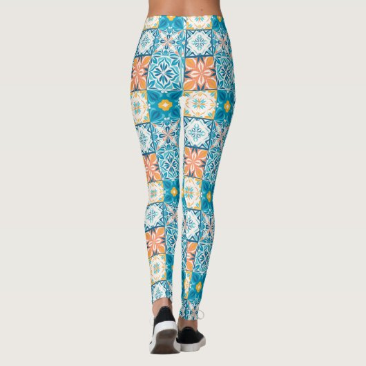  tegels in blauw en oranje leggings (Achterkant)