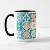 tegels in blauw en oranje mok (Links)