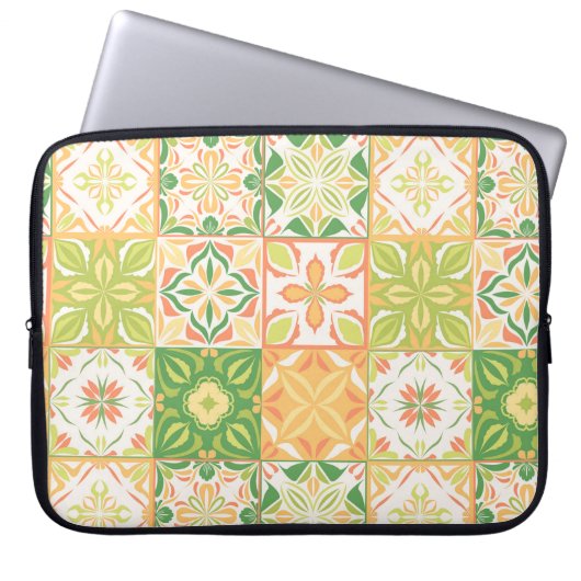 tegels in groen en geel laptop sleeve (Voorkant)