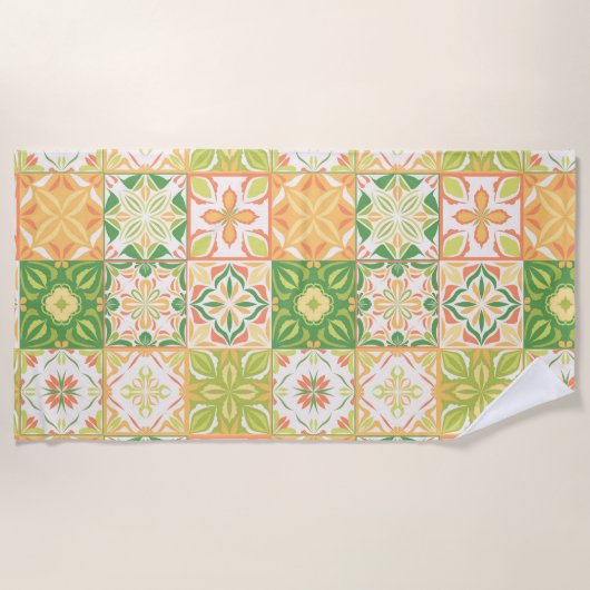  tegels in groen en geel strandlaken (Voorkant)