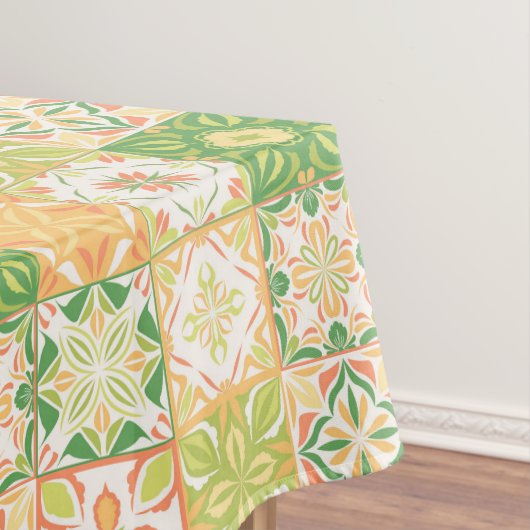 tegels in groen en geel tafelkleed (Voorbeeld)