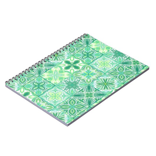 tegels in groen en wit notitieboek (Linkerzijde)