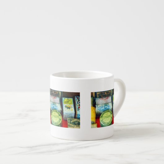 Tegen Pijn en Kwalen Espresso Kop (Voorkant rechts)