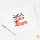 Tegenover alle fascisten ronde sticker (Envelop)