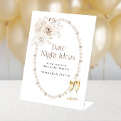 Teken voor bruidsfeest op date night reclamebord met voetstuk