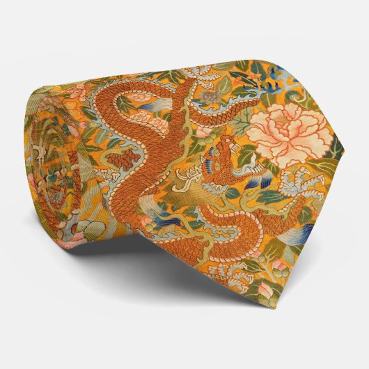 TEKENING TUSSEN MENSEN, STROMEN, GROENE VERLIEZEN  STROPDAS (Opgerold)