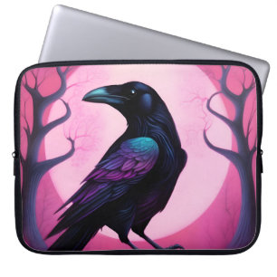Tekening van een raaf op neon roze achtergrond laptop sleeve