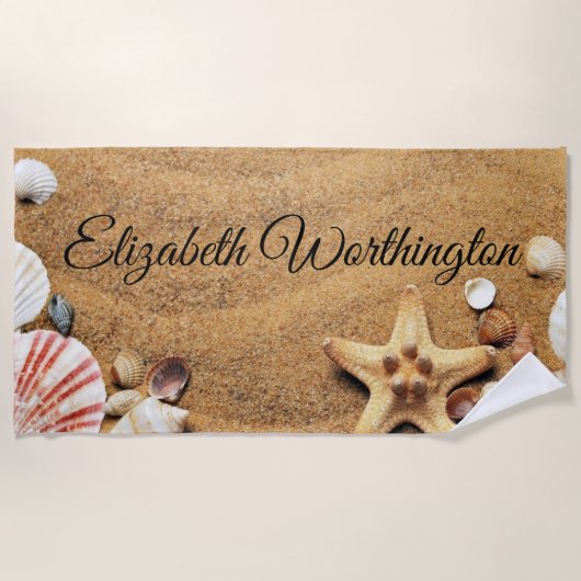  tekening van zeespalen op zand strandlaken (Voorkant)