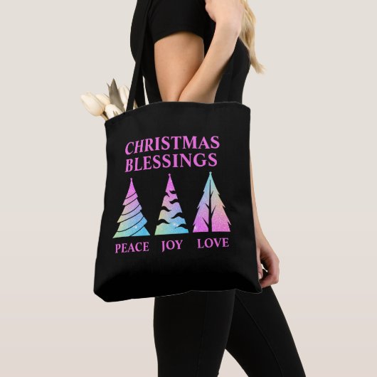 tekst van Peace Joy Love Kerstbomen Tote Bag (Dichtbij)