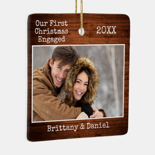 Tekst voor schrijfmachine Eerste Kerstmis Engaged Keramisch Ornament (Rechts)