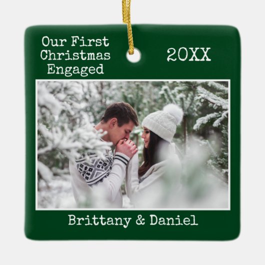 Tekst voor schrijfmachine Eerste Kerstmis Ingegrav Keramisch Ornament (Voorkant)