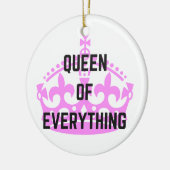 Tekstillustratie koningin van alles keramisch ornament (Links)