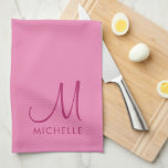 tekstkleur Monogram Initiaal naam Theedoek<br><div class="desc">Custom Upload Voeg uw foto of Logo tekst Elegant Modern Schattige Monogram Initiaal Naam Sjabloon Roze Keukenhanddoek.</div>