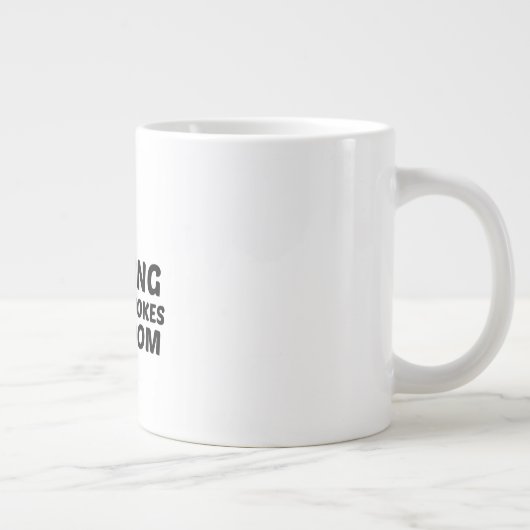 TELLS DAD JOKES IN RANDOM GROTE KOFFIEKOP (Rechts)