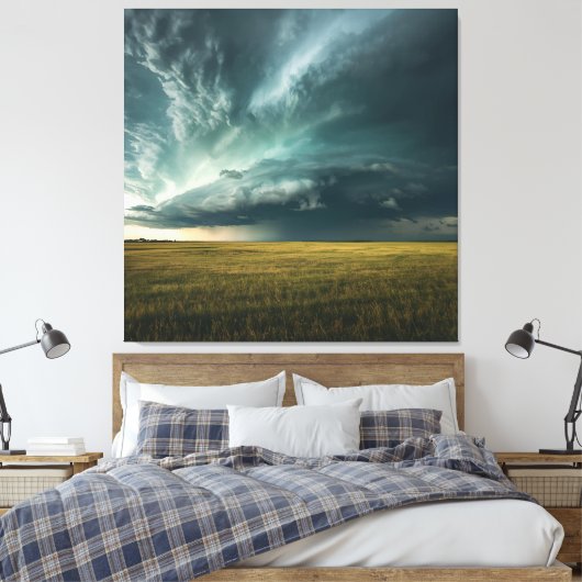 Tempest Over The Plains – De droom van Storm Chase Canvas Afdruk (Insitu (Slaapkamer))