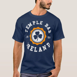 TEMPLE BAR DUBLIN Ireland Shamrock Irish Badge T-shirt