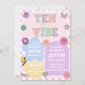 Ten is een vibe preppy patch 10e verjaardagsfeestj kaart (Voorkant)