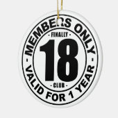 Ten slotte 18 club keramisch ornament (Links)