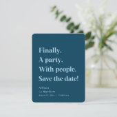 Ten slotte een partij Simple Text Navy Blue-minima Save The Date (Staand voorkant)