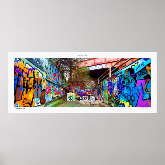 Ten zuiden van de rivier poster (Voorkant)