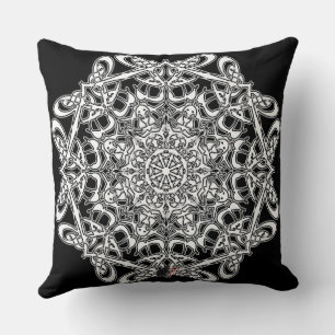 Tenacious Octa Glyph Pillow Kussen