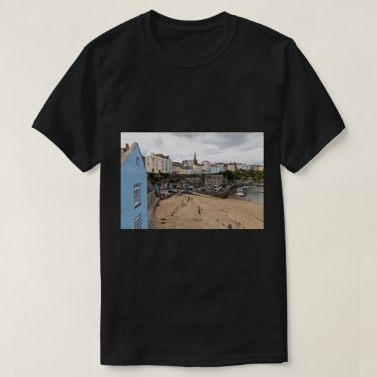 Tenby North Beach en pastelhuizen T-shirt (Design voorkant)