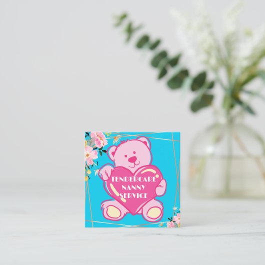 TenderCare Nanny Service Blauw en Roze Teddybeer Vierkante Visitekaartje (Staand voorkant)