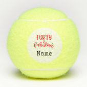Tennis 40e verjaardag Veertig en verbazingwekkend Tennisballen (Voorkant)
