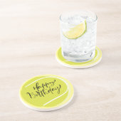 Tennis bal op gele Happy Birthday Zandsteen Onderzetter (Zijkant)