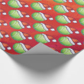 Tennis Ball in Santa Hat Pattern op Red Cadeaupapier (Hoek)